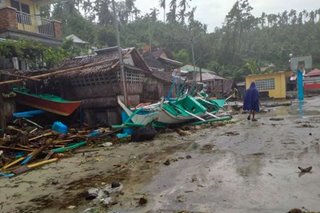 Typhoon Quinta wreaks destruction in Mindoro