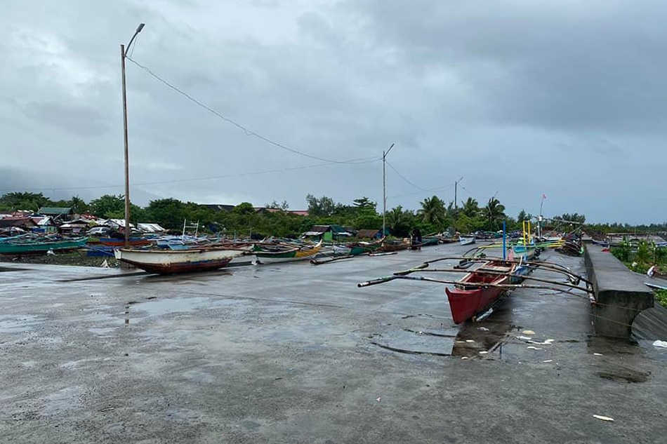 12 fishermen from Catanduanes missing after Typhoon Quinta lashes Luzon 1