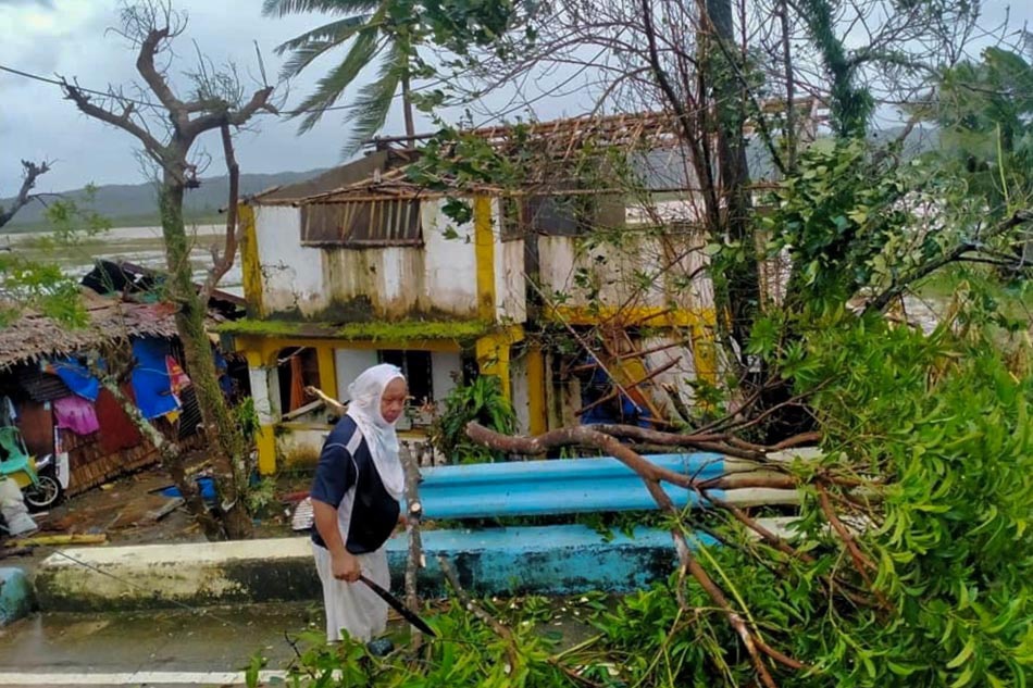 Super typhoon Rolly causes massive damage in Catanduanes