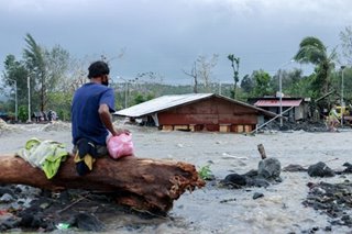 Philippine typhoon victims live in fear