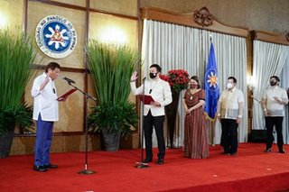 Duterte administers oath to Speaker Velasco