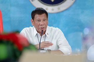 Duterte: 'Kung gusto ninyong magkapera, umalis kayo sa gobyerno'