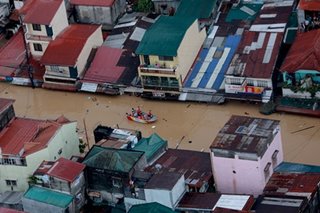 Why were areas that were flood-free during Ondoy inundated by Ulysses?