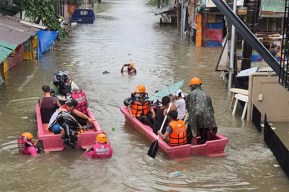 Some Malabon Areas Still Without Power Water After Ulysses Abs Cbn News