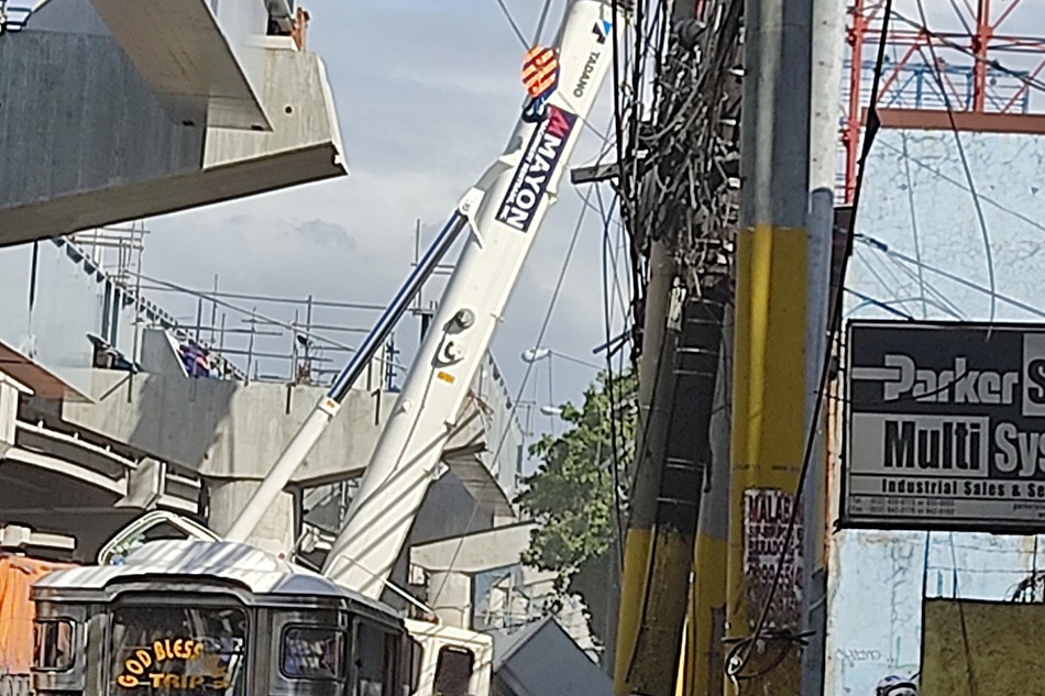 SMC apologizes, extends aid to victims of Skyway girder collapse 1