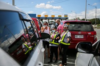 Duterte rips ‘incompetent’ toll regulator over RFID mess, warns of firings