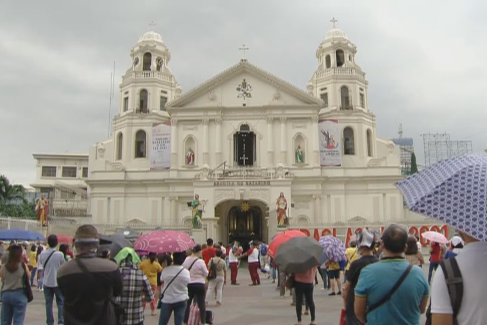 Quiapo Church Dinagsa Sa Unang Biyernes Ng Disyembre Abs Cbn News 6570