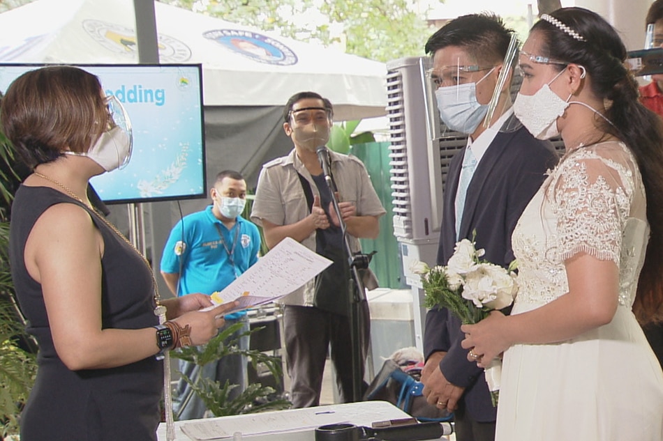 Mass wedding pinapayagan ngayong pandemya: DILG 1