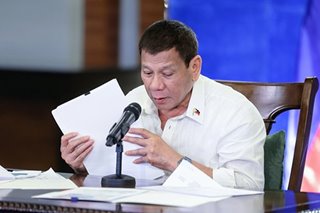 Duterte guards' inoculation 'bad precedent' in PH's vaccination program: health expert