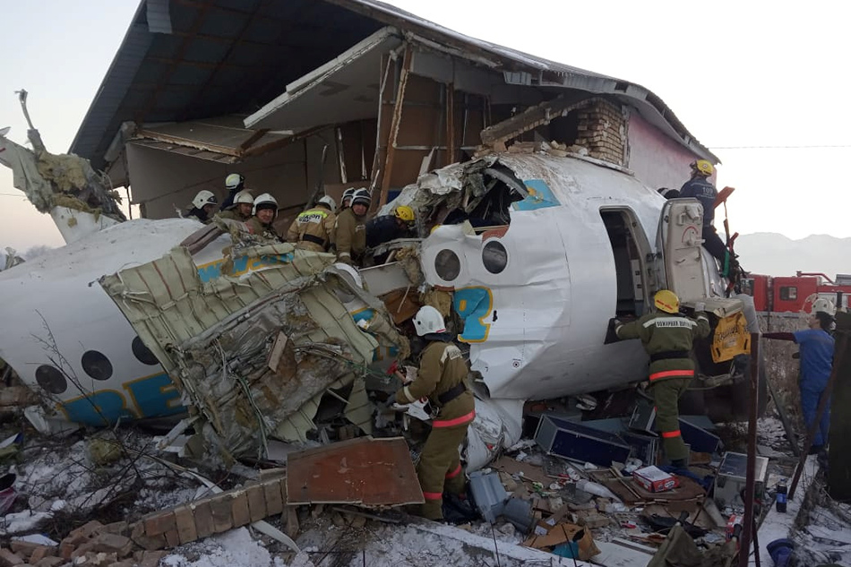 major-commercial-plane-crash-deaths-worldwide-fell-by-more-than-half-in