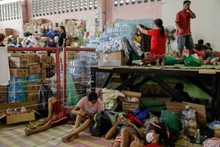 Nasa 11,000 tao nananatili pa rin sa evacuation centers sa Batangas