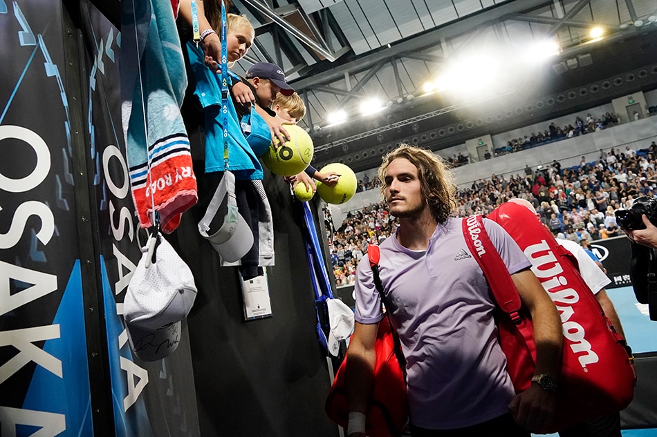 Tennis Tsitsipas through to third round after Kohlschreiber withdraws