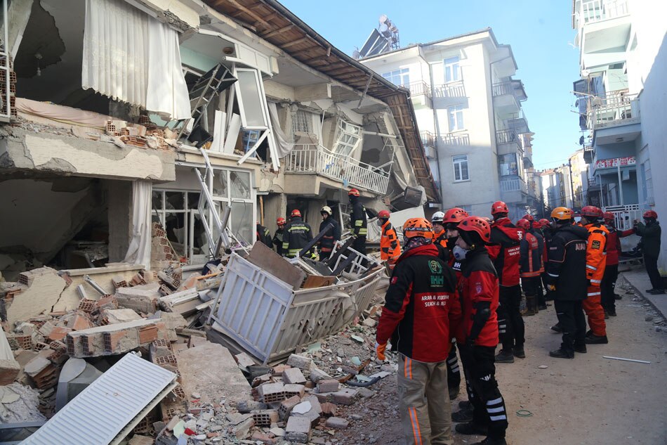 Powerful Quake Kills 21 In Eastern Turkey | ABS-CBN News