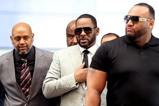 R. Kelly accused of sex with teen girl in 1990s as indicment is updated