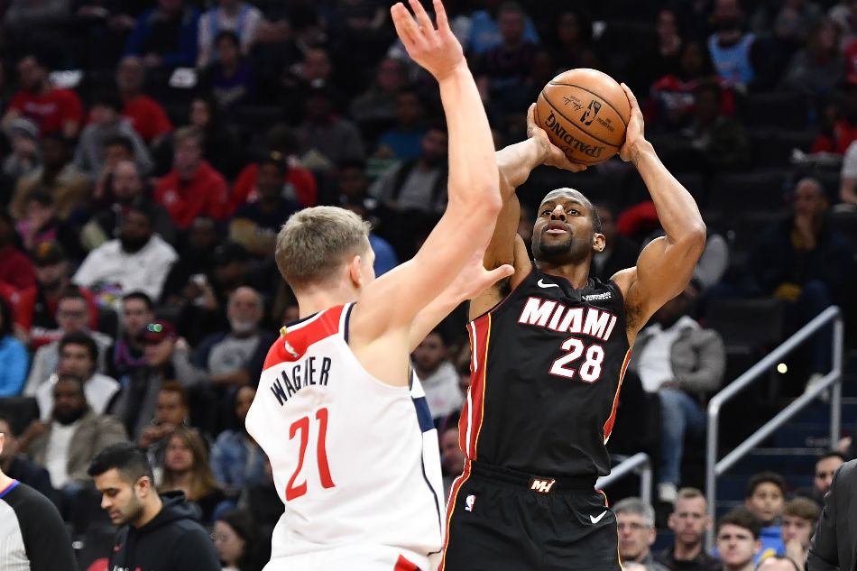 NBA: Heat rally to beat Wizards despite Butler injury 1