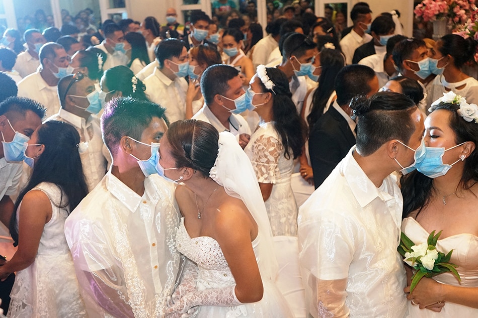 PH government asks couples to delay weddings due to COVID