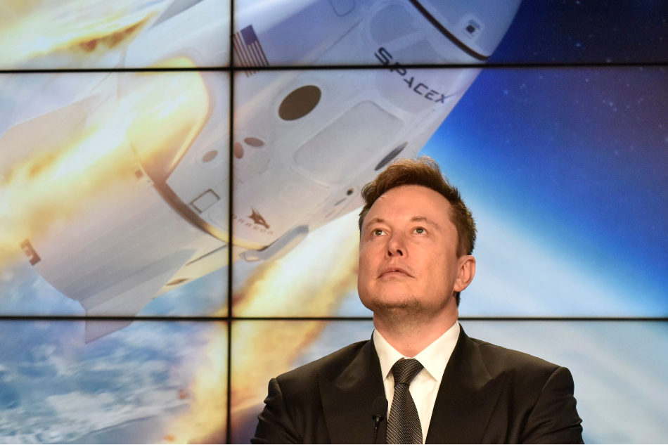 Elon Musk&#39;s SpaceX bans Zoom over privacy concerns - memo 1