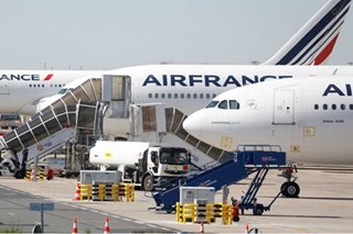 Air France-KLM warns of bigger losses amid lockdowns