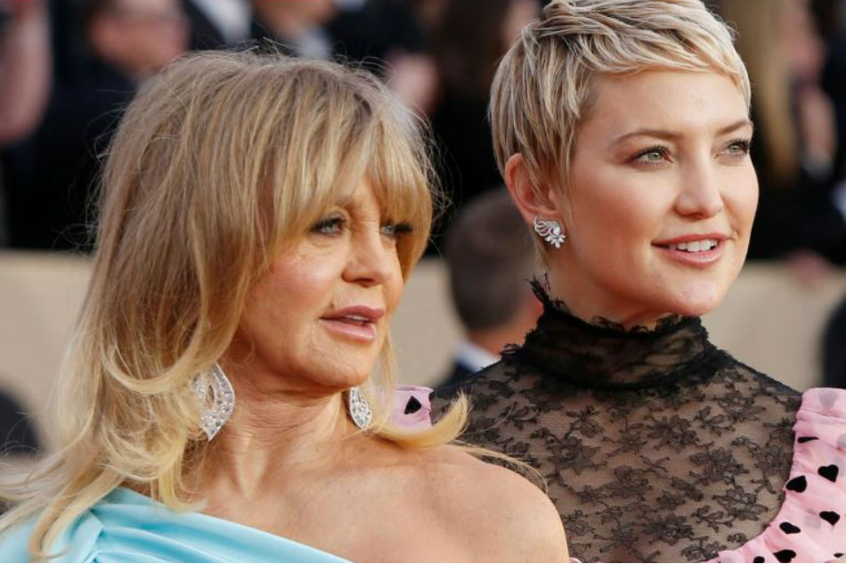 Goldie Hawn Kate Hudson And Daughter Lead People S 30th Beautiful Issue Abs Cbn News