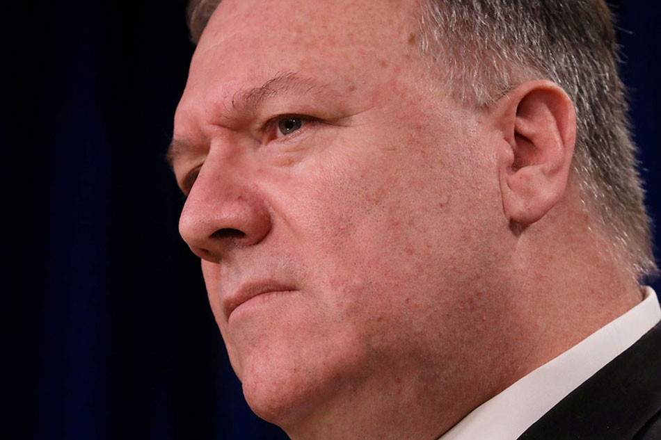 Pompeo renews criticism of China over virus but welcomes supplies 1