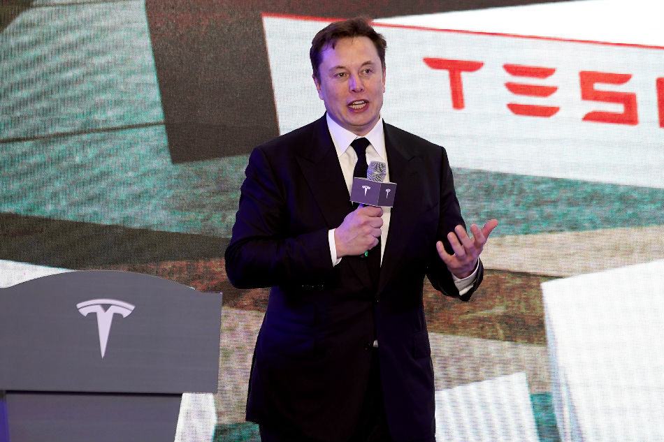 Musk says &#39;restarting&#39; California Tesla factory, defying authorities 1