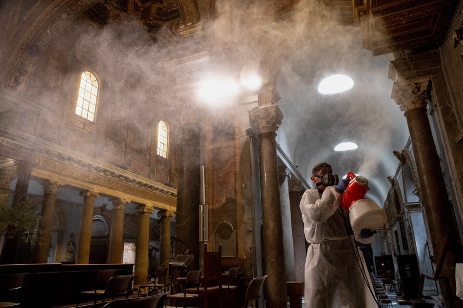 Italy prepares for reopening of churches