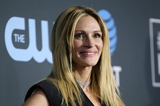 Julia Roberts, other stars hand over social-media spotlight to health experts