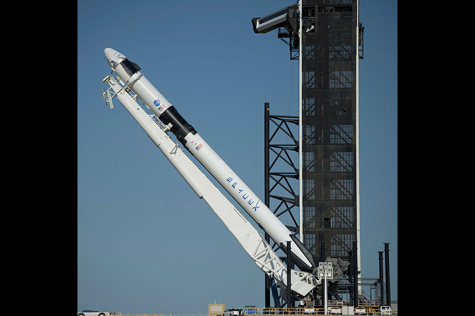 Weather iffy for SpaceX astronaut launch 1