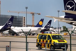 Lufthansa reports net loss of 2.1 billion euros in Q1