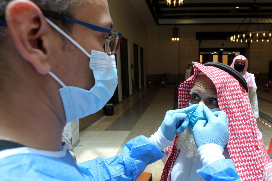 Saudi coronavirus cases exceed 100,000 1