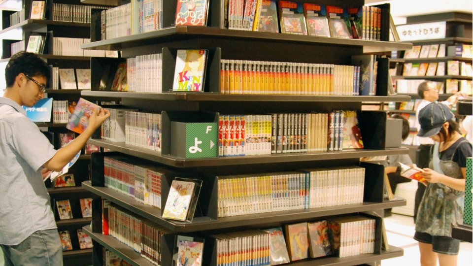 Japan bans pirated manga downloads under revised copyright law 1