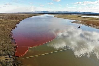 Siberian oil spill contaminates Arctic lake