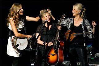 Dixie Chicks drop Dixie from name; country group tries to 'meet the moment'