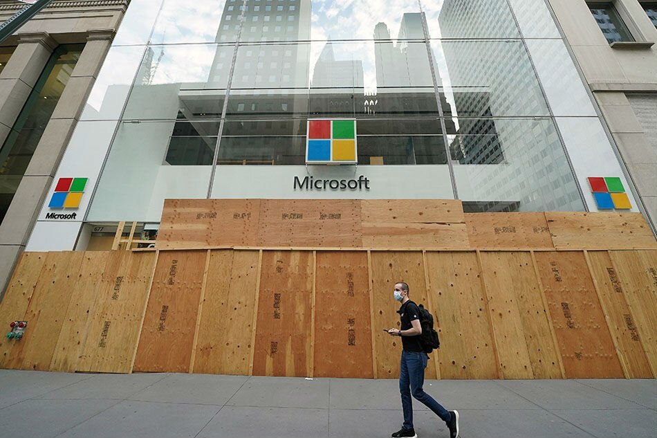 Microsoft says to teach 25 million people digital work skills 1