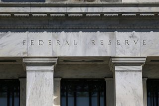 Split on applying new framework, Fed struggles over economic outlook as well
