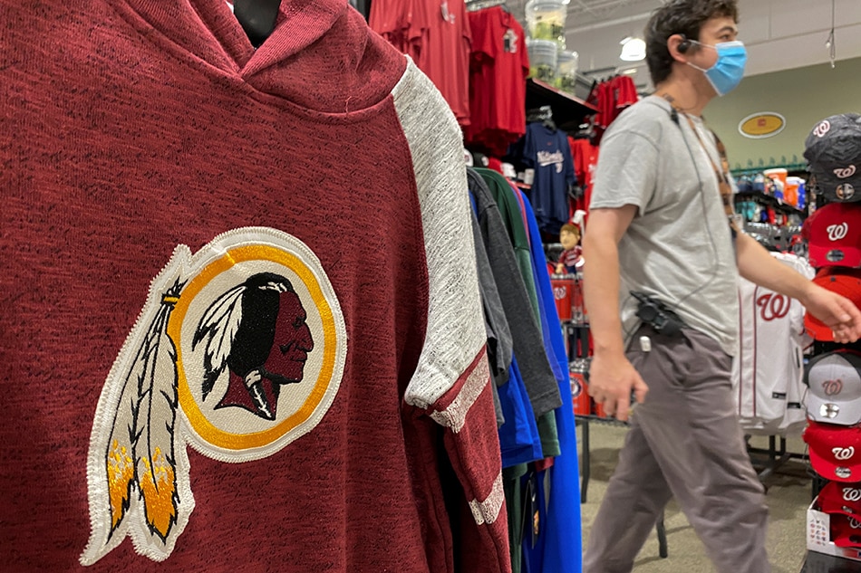 NFL: Redskins announce review of name after sponsor threat 1