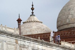 India records nearly 25,000 coronavirus cases in 1 day; Taj Mahal remains shut