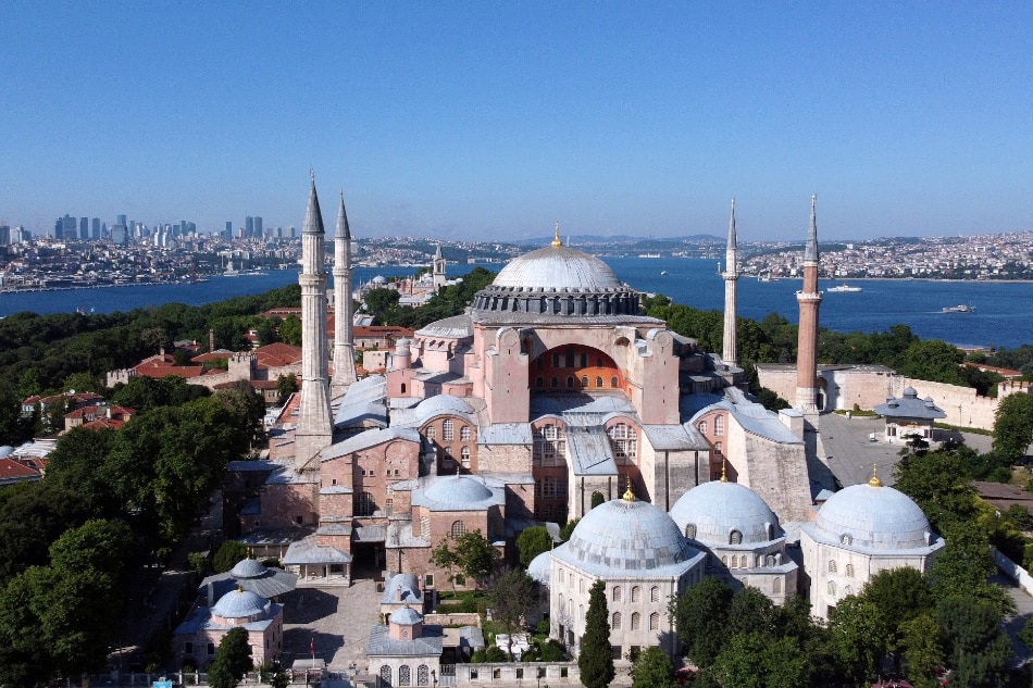 Russian church leader says calls to turn Hagia Sophia into mosque threaten Christianity 1