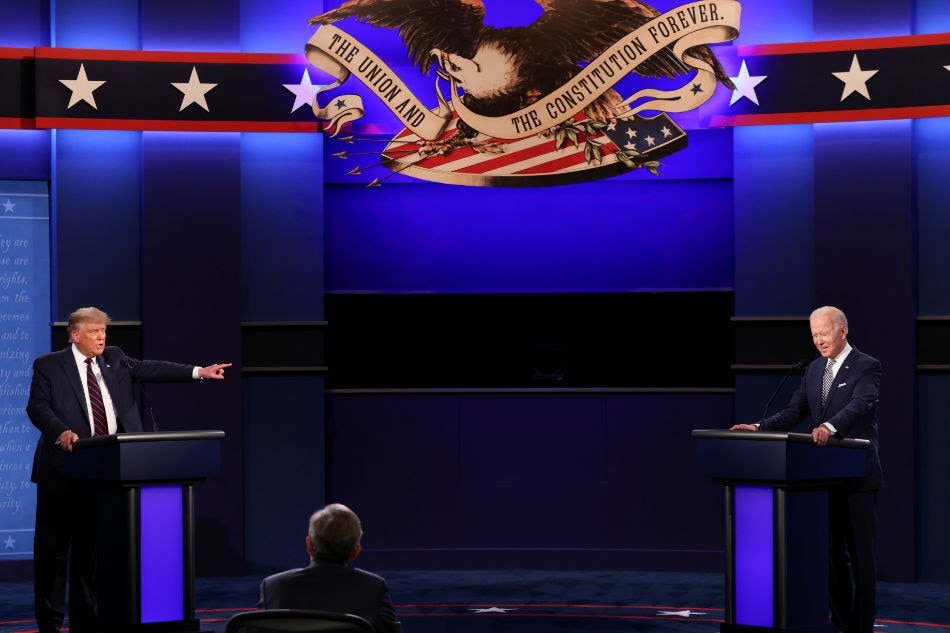 No handshake at start of first Trump-Biden presidential debate in age of coronavirus 1