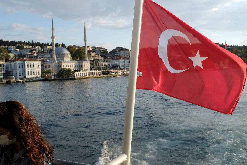 Turkey begins life under strict social media rules 1