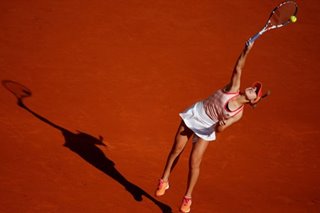 Tennis: Kenin battles into French Open semi-finals