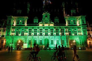 Global investor group urges United States to rejoin Paris climate accord