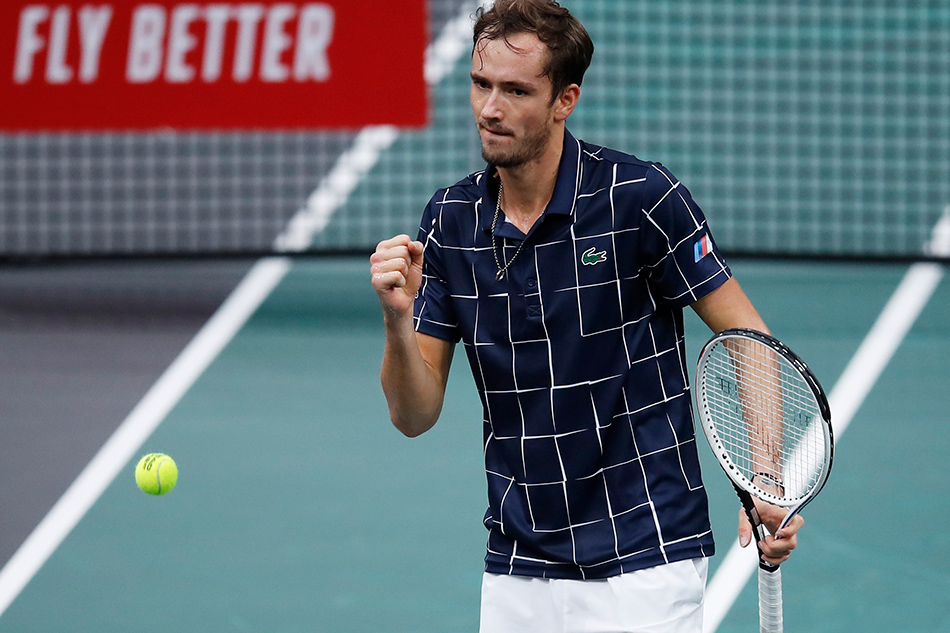 Tennis: Medvedev overtakes Federer in ATP rankings | ABS-CBN News