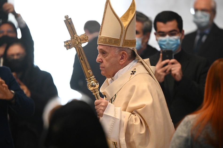 Pope Francis, for first time, says China&#39;s Uighurs are &#39;persecuted&#39; 1