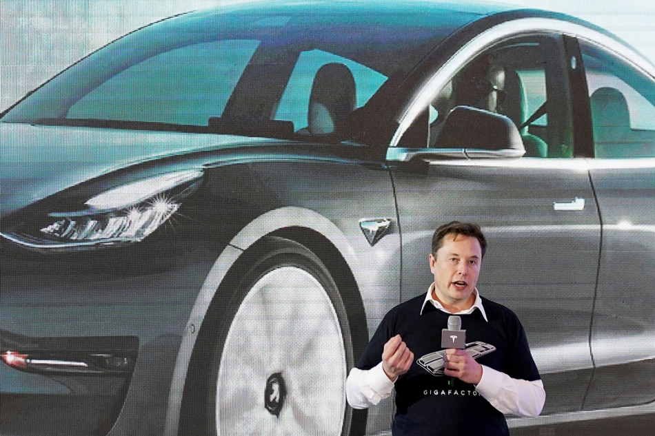 Tesla could widen release of &#39;self-driving&#39; software in two weeks 1