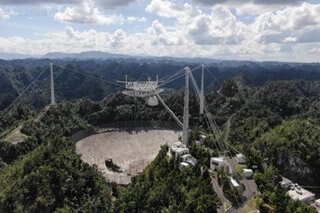 Massive Puerto Rico space telescope collapses