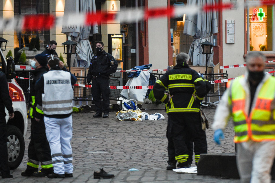 Car runs over pedestrians in Trier, Germany; 5 killed | ABS-CBN News