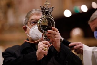 Blood of Naples saint fails to liquefy in what some see as bad omen
