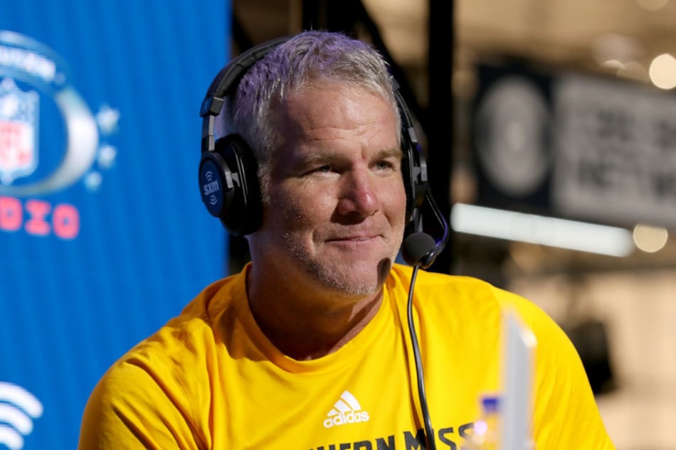 Nfl Great Favre To Repay 1 1 Million Paid For Speeches Never Made Abs Cbn News