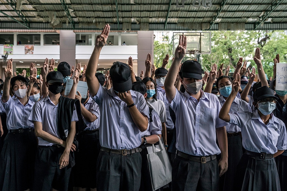 &#39;We must fight&#39;: Thailand&#39;s youth take on the establishment 1
